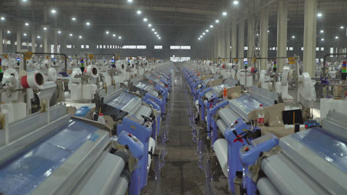 積極參展，推出全新機型JW82噴水織機